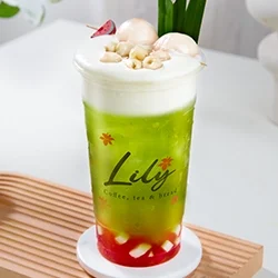 Golden lotus- lychees Green tea with Cheese foam