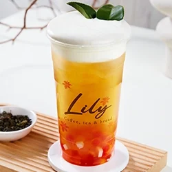 Jasmine tea with cheese foam